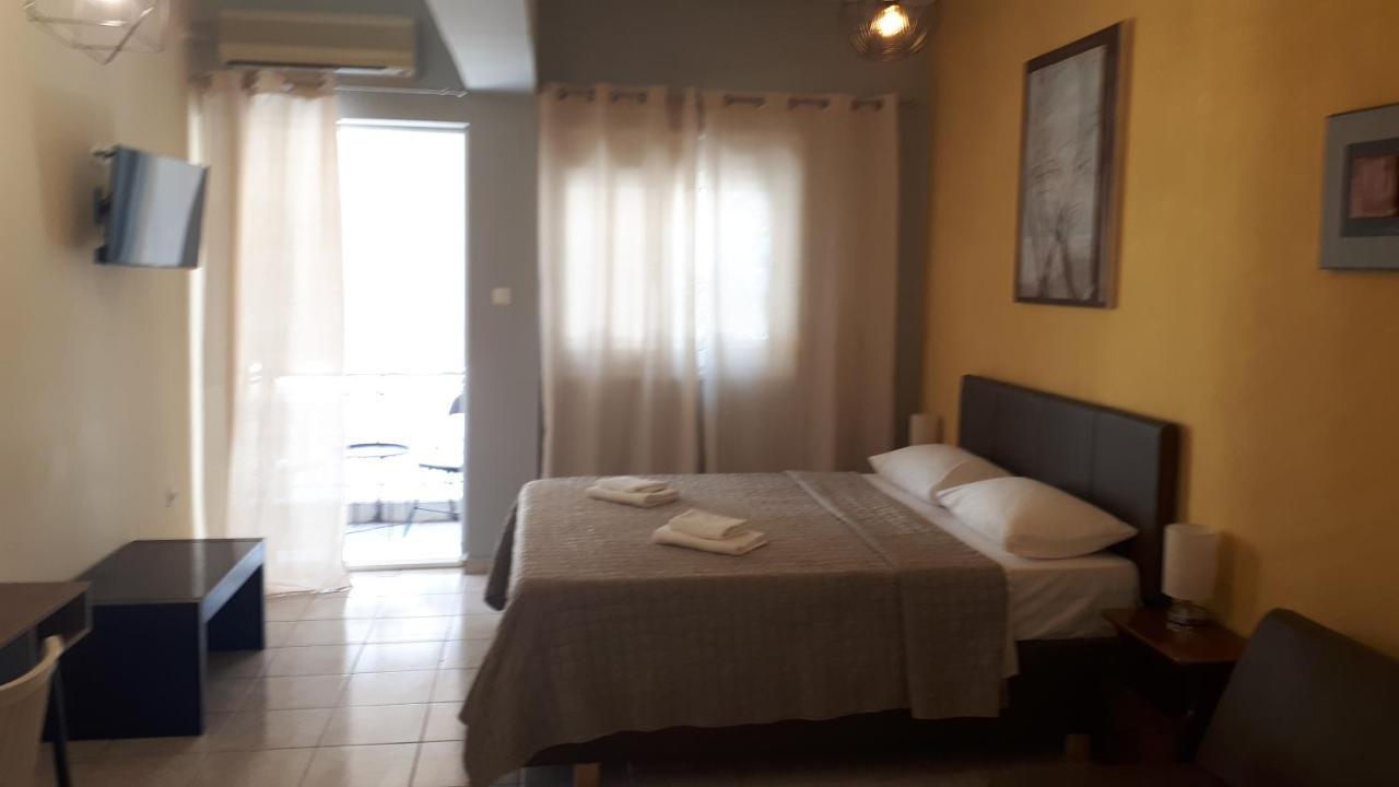 Oscar Studio Kalamata City Centre Exterior photo